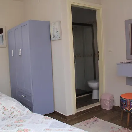 Balim Sultany Oda ve Kahvaltı Çeşme