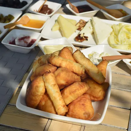 Oda ve Kahvaltı Balim Sultany 4*