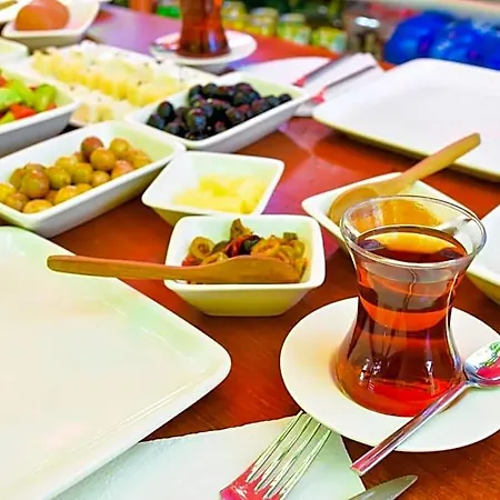 Balim Sultany Oda ve Kahvaltı 4*